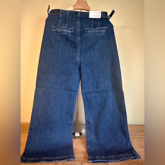 Risen High Rise Crop Wide Leg Jeans – Adjustable Waistband | Dark Wash Denim - Picture 3 of 11